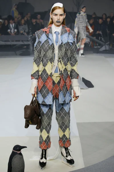 Look 24